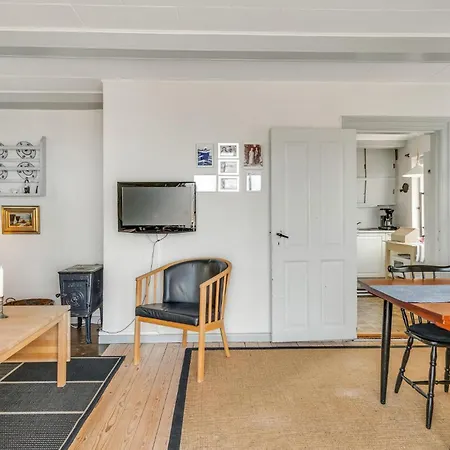 Cozy In With Wifi Holiday home Glesborg